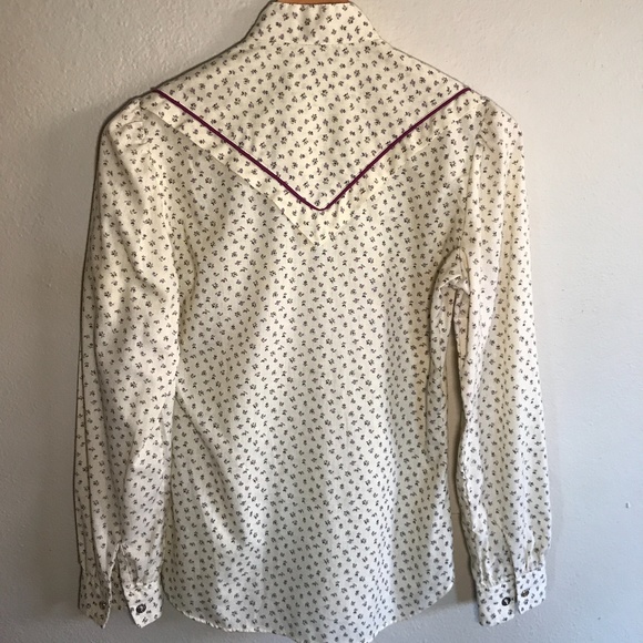 Prairie Western Pearl Snap Button Down Blouse - Picture 3 of 6